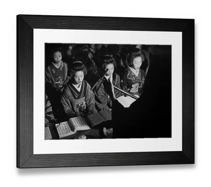 Framed Print : Geisha Performance Framed Print : Geisha Performance