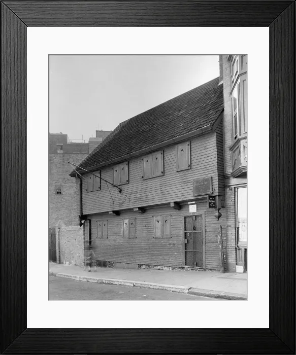 Framed Print : PAUL REVERE HOUSE Framed Print : PAUL REVERE HOUSE