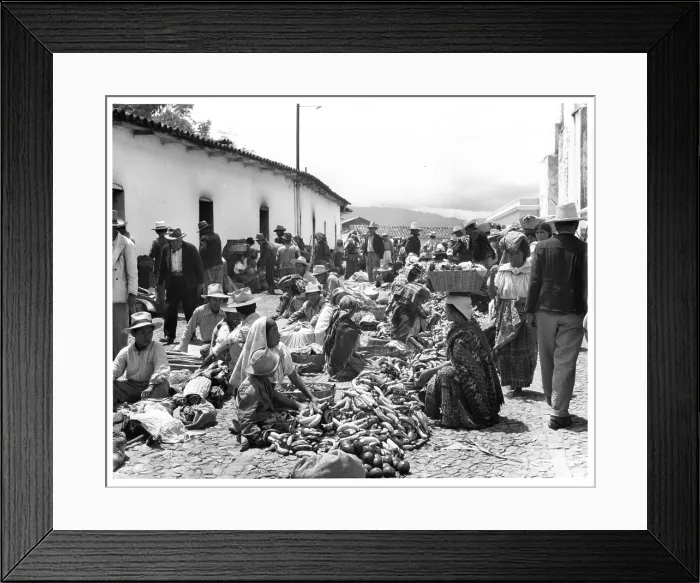 Framed Print : MARKET IN GUATEMALA Framed Print : MARKET IN GUATEMALA