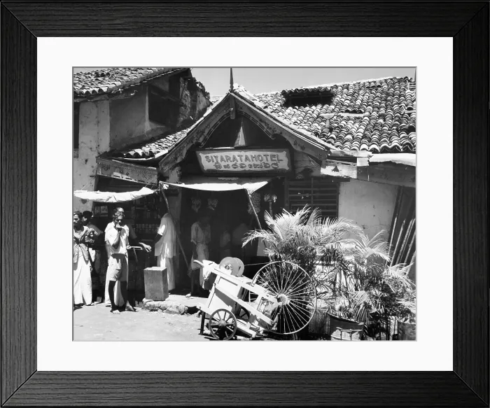 Framed Print : COLOMBO SRI LANKA Framed Print : COLOMBO SRI LANKA