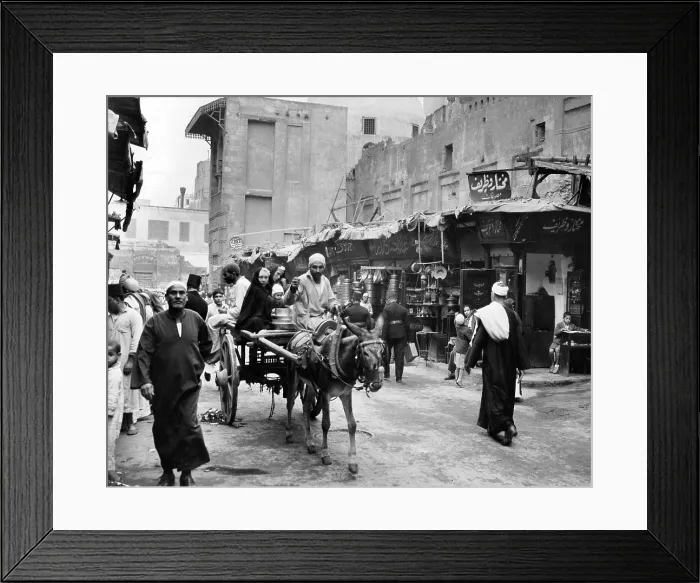 Framed Print : BAZAAR STEET SCENE IN CAIRO Framed Print : BAZAAR STEET SCENE IN CAIRO
