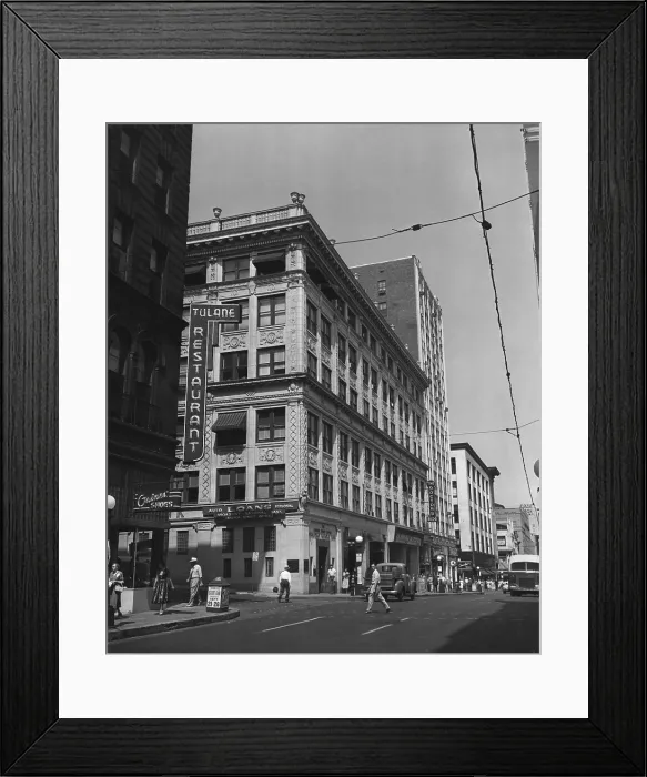Framed Print : Doctor's Building