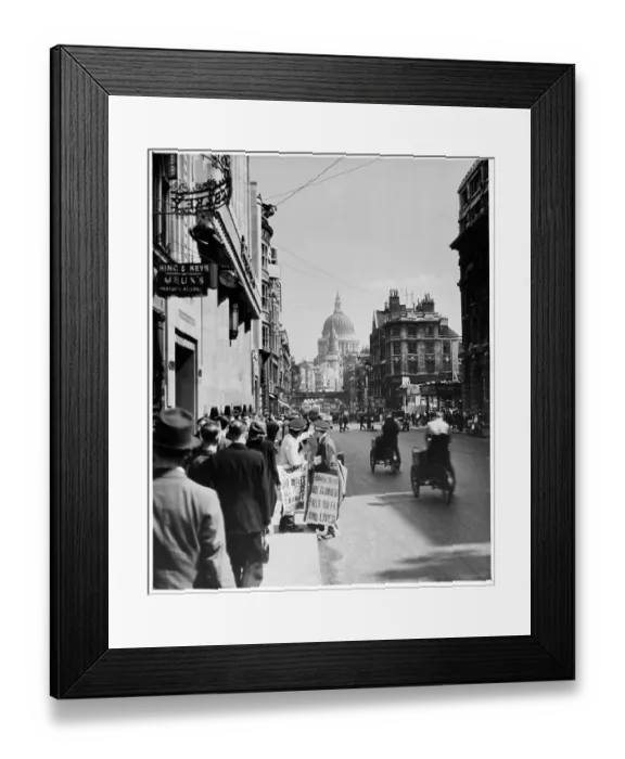 Framed Print : FLEET STREET Framed Print : FLEET STREET