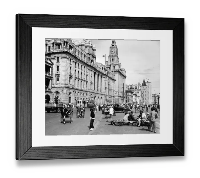 Framed Print : BUND IN SHANGHAI Framed Print : BUND IN SHANGHAI