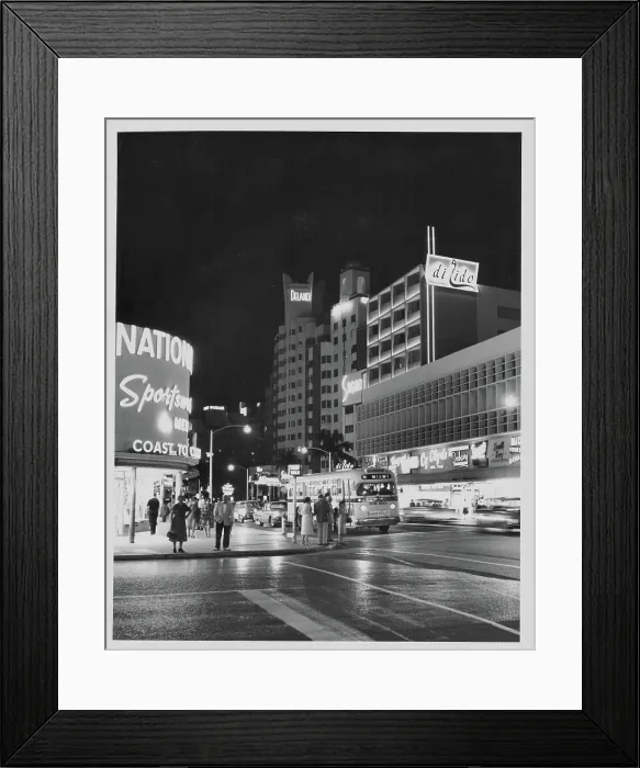 Framed Print : Miami Beach Framed Print : Miami Beach