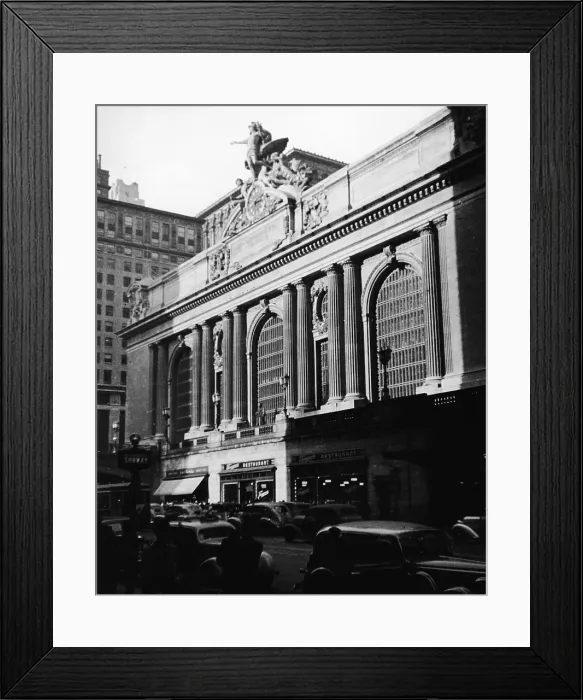 Framed Print : Grand Central Terminal Exterior