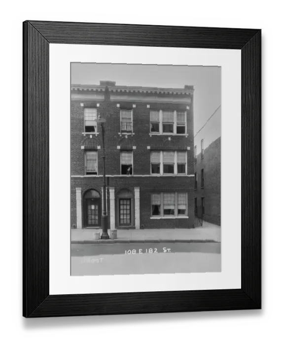Framed Print : East 182nd Street, The Bronx, NYC Framed Print : East 182nd Street, The Bronx, NYC