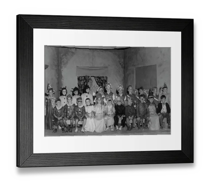 Framed Print : The Wizard Of Oz Child Actors