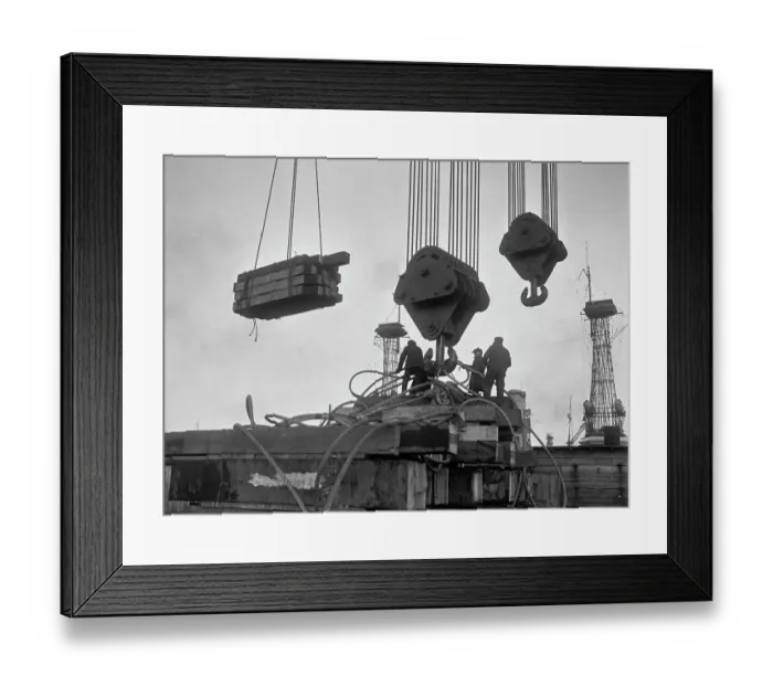 Framed Print : Philadelphia Naval Shipyard, Philadelphia, Pennsylvania Framed Print : Philadelphia Naval Shipyard, Philadelphia, Pennsylvania