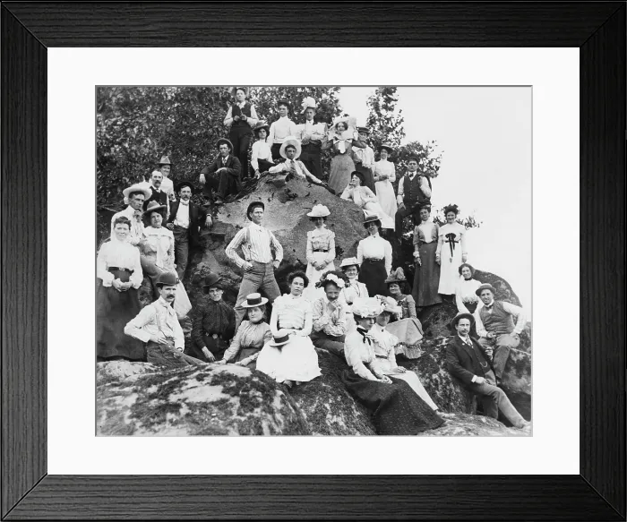 Framed Print : Friends Day Out