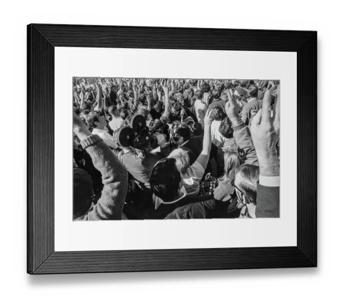 Framed Print : March On The Pentagon 1967 Framed Print : March On The Pentagon 1967