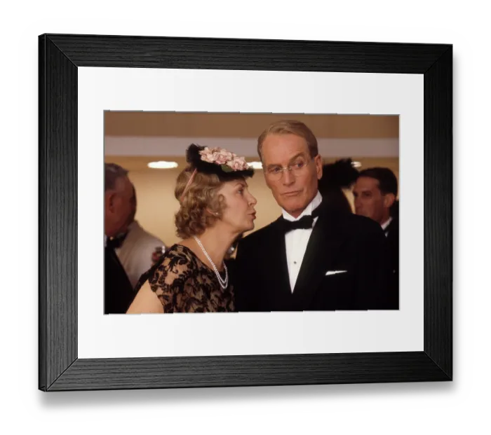 Framed Print : Joanne Woodward & Paul Newman In Mr & Mrs Bridge
