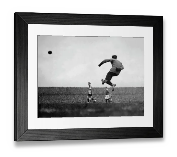 Framed Print : 1911 FA Cup Final Replay - Bradford City V Newcastle United Framed Print : 1911 FA Cup Final Replay - Bradford City V Newcastle United