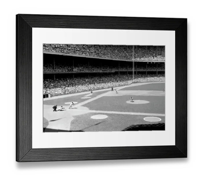 Framed Print : Chicago White Sox V New York Yankees Framed Print : Chicago White Sox V New York Yankees