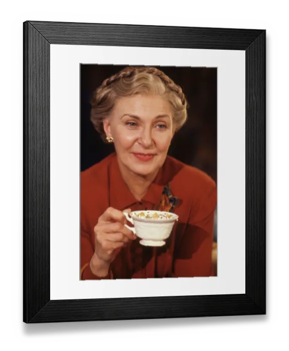 Framed Print : Joanne Woodward In Mr & Mrs Bridge Framed Print : Joanne Woodward In Mr & Mrs Bridge