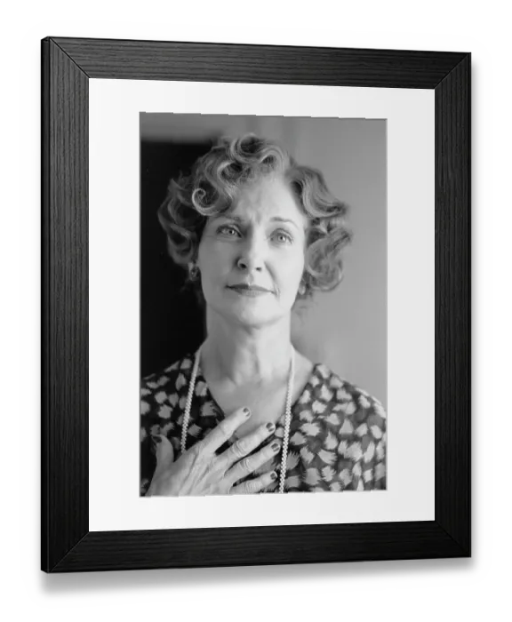 Framed Print : Joanne Woodward In Mr & Mrs Bridge Framed Print : Joanne Woodward In Mr & Mrs Bridge