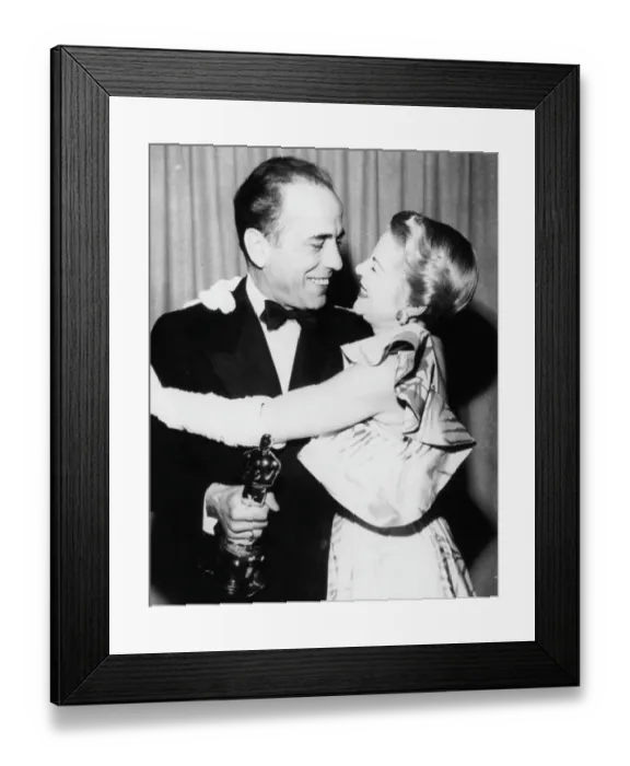 Framed Print : Humphrey Bogart And Claire Trevor Framed Print : Humphrey Bogart And Claire Trevor