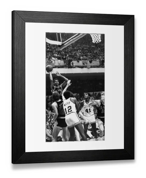 Framed Print : San Antonio Spurs Vs Boston Celtics Framed Print : San Antonio Spurs Vs Boston Celtics