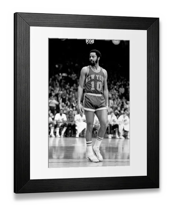 Framed Print : Walt Frazier of the New York Knicks of the Chicago Bulls in the 1974-1975 season at the Chicago Stadium in Chicago, Il