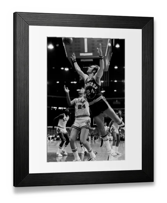 Framed Print : Rick Berry of the Golden State Warriors in the 1974-1975 season at the Chicago Stadium in Chicago, Il Framed Print : Rick Berry of the Golden State Warriors in the 1974-1975 season at the Chicago Stadium in Chicago, Il