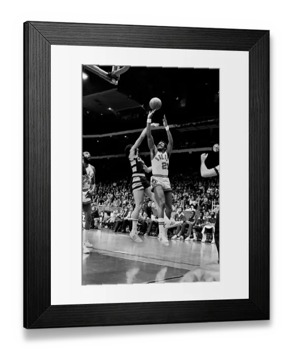 Framed Print : American basketball player Chet Walker playing for the Chicago Bulls at the Chicago Stadium, Chicago, Illinois Framed Print : American basketball player Chet Walker playing for the Chicago Bulls at the Chicago Stadium, Chicago, Illinois