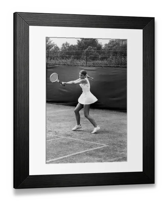 Framed Print : Evert Plays At Wimbledon Framed Print : Evert Plays At Wimbledon