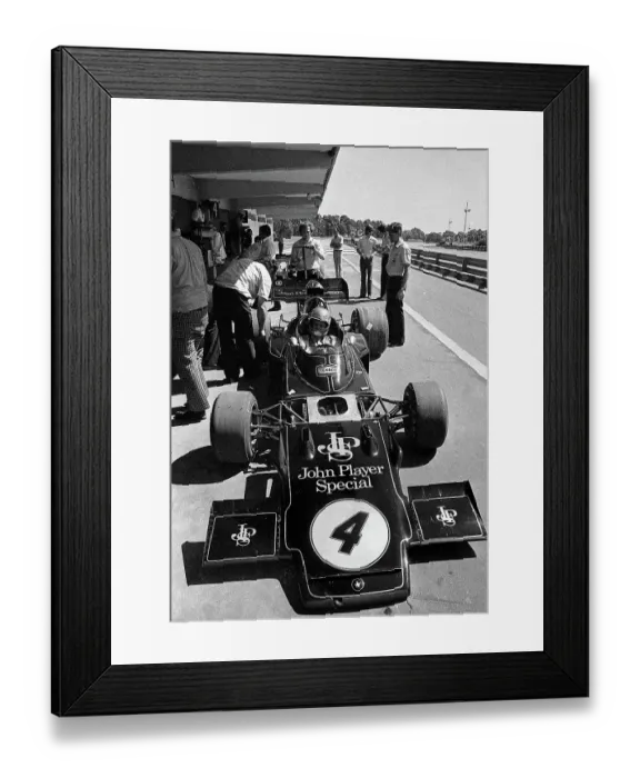 Framed Print : Emerson Fittipaldi At The Argentine Grand Prix Framed Print : Emerson Fittipaldi At The Argentine Grand Prix