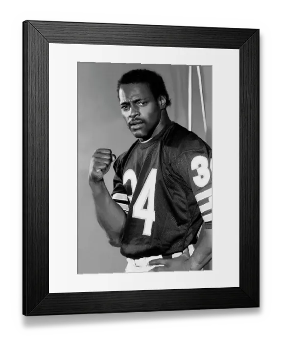 Framed Print : Walter Payton of The Chicago Bears filming the Super Bowl Shuffle at the Bears Training Camp in Lake Forest, Illinois Framed Print : Walter Payton of The Chicago Bears filming the Super Bowl Shuffle at the Bears Training Camp in Lake Forest, Illinois