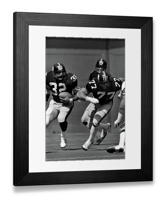Framed Print : Pittsburgh Steelers v Cincinnati Bengals Framed Print : Pittsburgh Steelers v Cincinnati Bengals