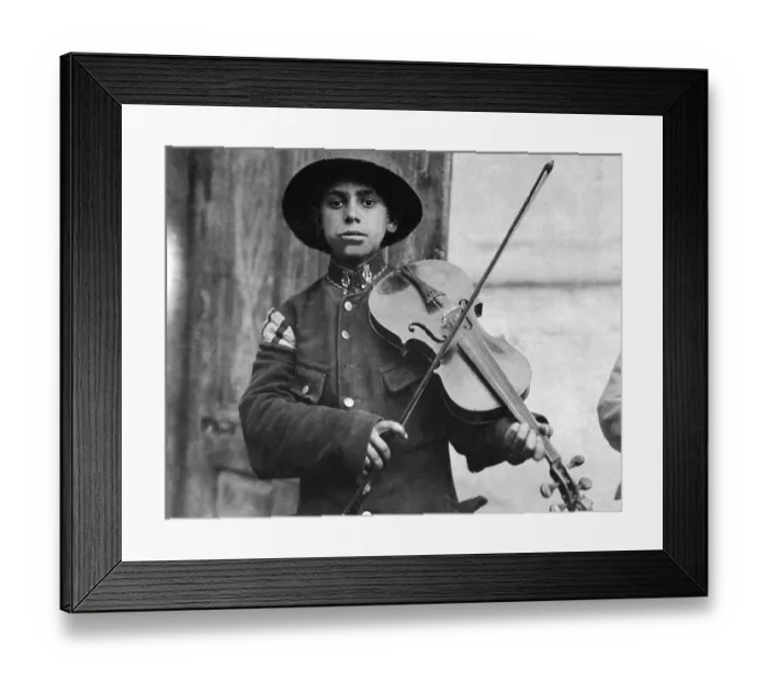 Framed Print : A Christmas Fiddler Framed Print : A Christmas Fiddler