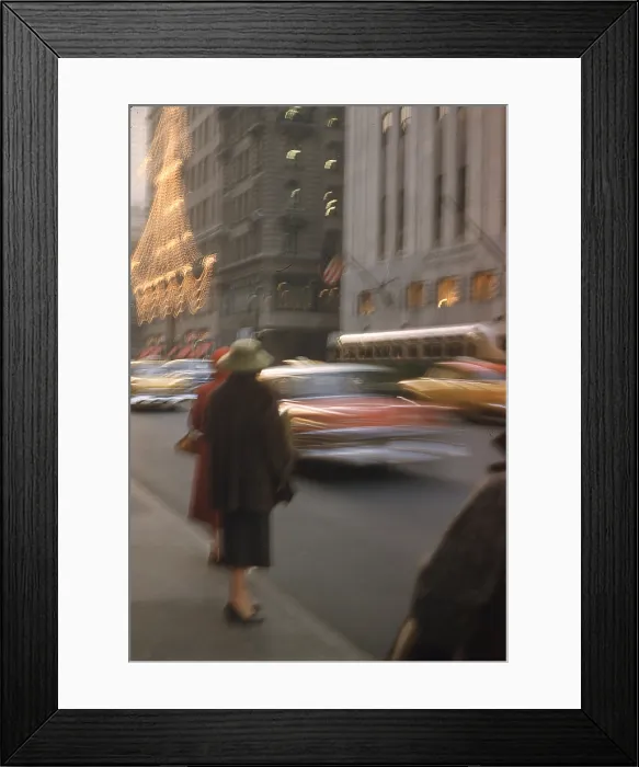 Framed Print : NYC Christmas Shoppers Framed Print : NYC Christmas Shoppers