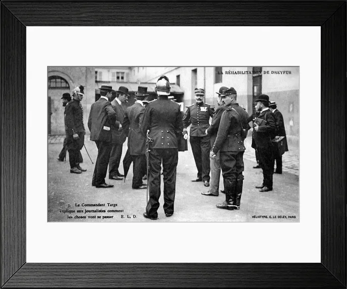 Framed Print : Commandant Targe Speaks to Journalists Framed Print : Commandant Targe Speaks to Journalists
