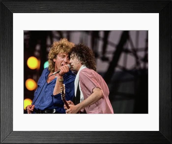 Framed Print : Led Zeppelin Performing At Live Aid Framed Print : Led Zeppelin Performing At Live Aid