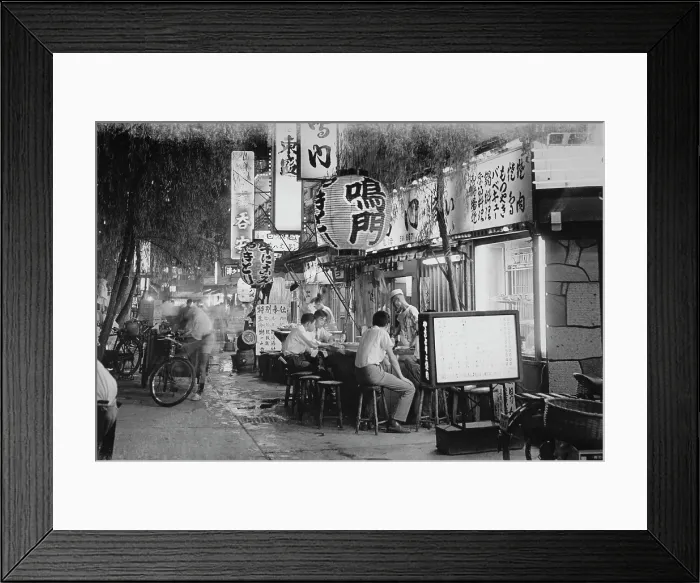 Framed Print : Al Fresco Dining, Tokyo Framed Print : Al Fresco Dining, Tokyo