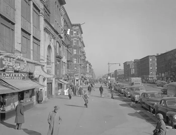 Framed Print : 125th Street and Lenox Avenue Looking East in Harlem Framed Print : 125th Street and Lenox Avenue Looking East in Harlem