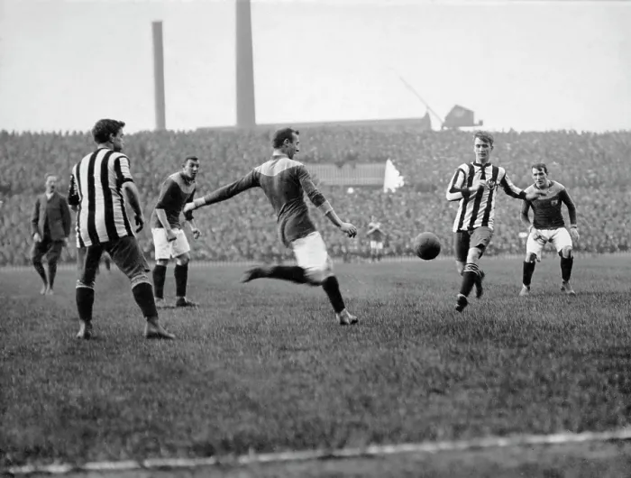 Framed Print : 1911 FA Cup Final Replay - Bradford City V Newcastle United Framed Print : 1911 FA Cup Final Replay - Bradford City V Newcastle United