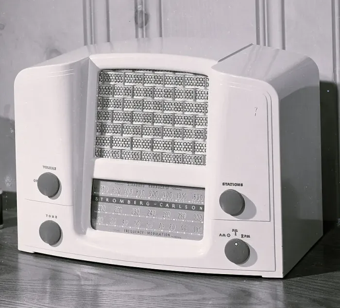 Framed Print : 1940'S Radio Framed Print : 1940'S Radio
