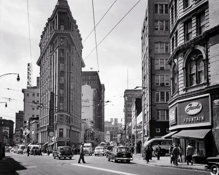 Framed Print : 1950s Flatiron Framed Print : 1950s Flatiron
