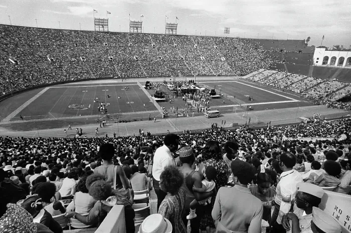 Framed Print : 1972 Watts Summer Festival - Wattstax Concert Framed Print : 1972 Watts Summer Festival - Wattstax Concert