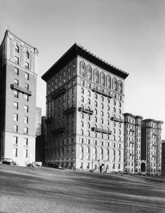 Framed Print : 258 Riverside Drive, New York, New York Framed Print : 258 Riverside Drive, New York, New York