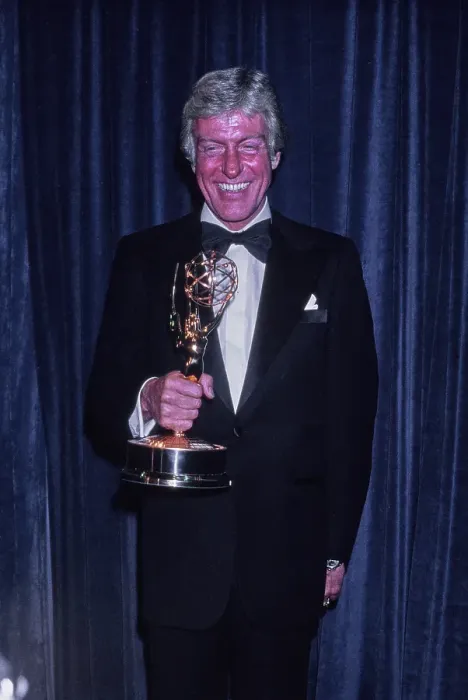 Framed Print : 29th Primetime Emmy Awards - Press Room Framed Print : 29th Primetime Emmy Awards - Press Room