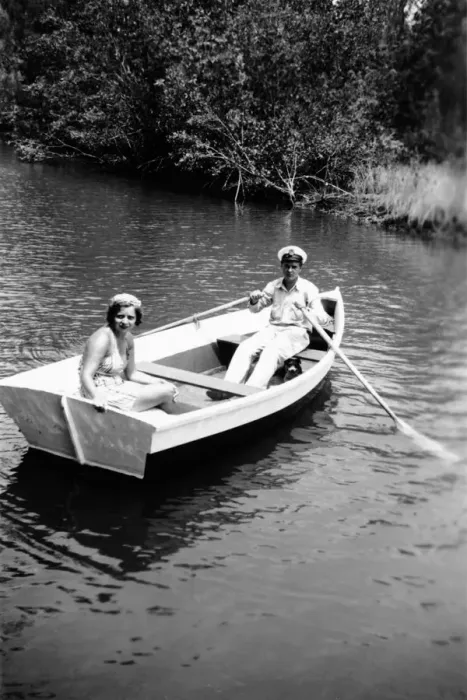 Framed Print : 522, adult, antique, black & white, boat, boating, body of water, caucasian, copy space Framed Print : 522, adult, antique, black & white, boat, boating, body of water, caucasian, copy space
