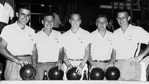 522, balls, bowling, bowling ball, black & white, caucasian, historical, men, males