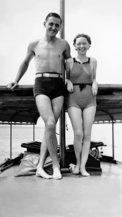 Framed Print : 540, adults, boat, black & white, brunette, blonde, blond, black and white, body of water Framed Print : 540, adults, boat, black & white, brunette, blonde, blond, black and white, body of water