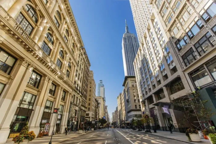 Framed Print : 5th Avenue with Empire State Building, New York Framed Print : 5th Avenue with Empire State Building, New York