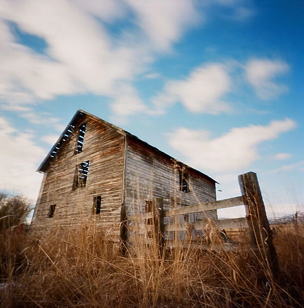 Abandoned Barn, Montana