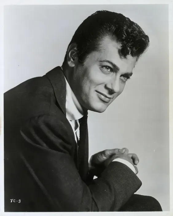 Framed Print : Actor Tony Curtis Framed Print : Actor Tony Curtis
