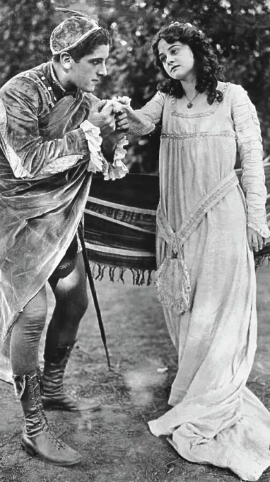 Framed Print : Actors Edward Sutherland and Estelle Allen in Romeo and Juliet Framed Print : Actors Edward Sutherland and Estelle Allen in Romeo and Juliet