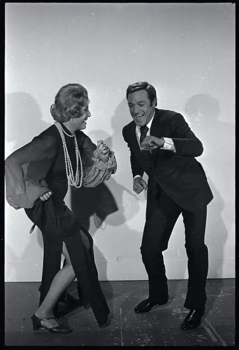 Framed Print : Actors Gene Kelly and Binnie Barnes Framed Print : Actors Gene Kelly and Binnie Barnes