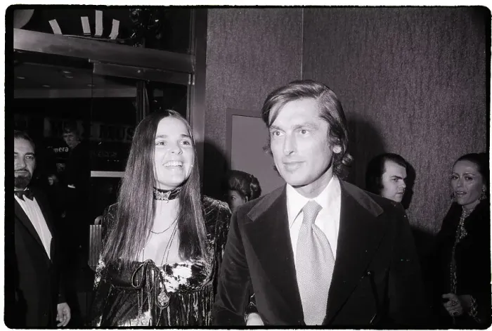 Framed Print : Actress Ali MacGraw with Husband Bob Evans Framed Print : Actress Ali MacGraw with Husband Bob Evans